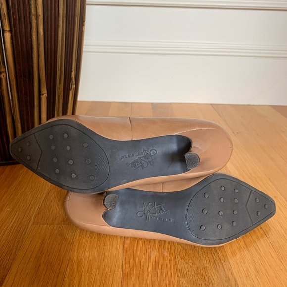 lifestride soft system pumps